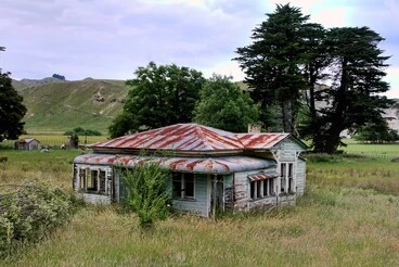 Old house, Mangaweka, Rangitikei, New Zealand. Image: Old house, Mangaweka, Rangitikei, New Zealand.