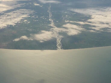 Image: The Waitaki river mouth at the border of Otago and Canterbury