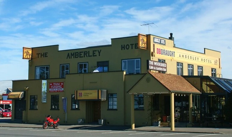 Image: Amberley Hotel