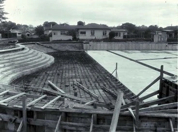 Image: Onehunga Memorial Swimming Pool construction at Jellicoe Park,