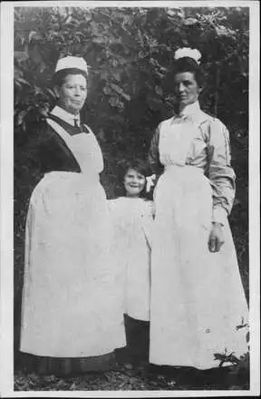Image: Nurse Goodison and Others. "Haruru" Maternity Home, Collingwood St.