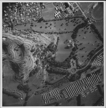 Image: Aerial view of One Tree Hill and Cornwall Park.