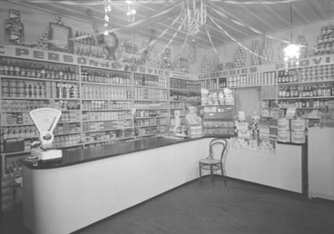 Image: [Hobman's Four Square Store]