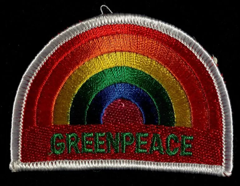 Image: Badge, 'Greenpeace'