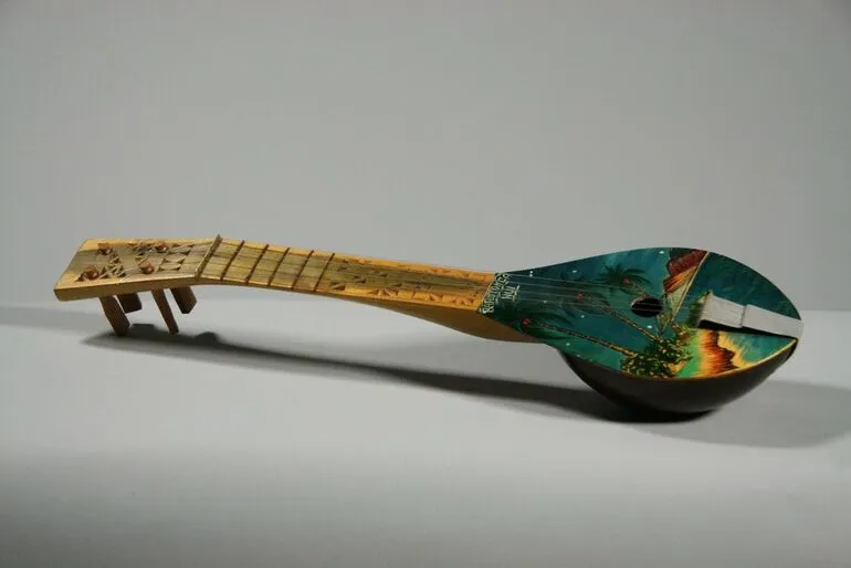 Image: 'Ukarere (Ukulele)