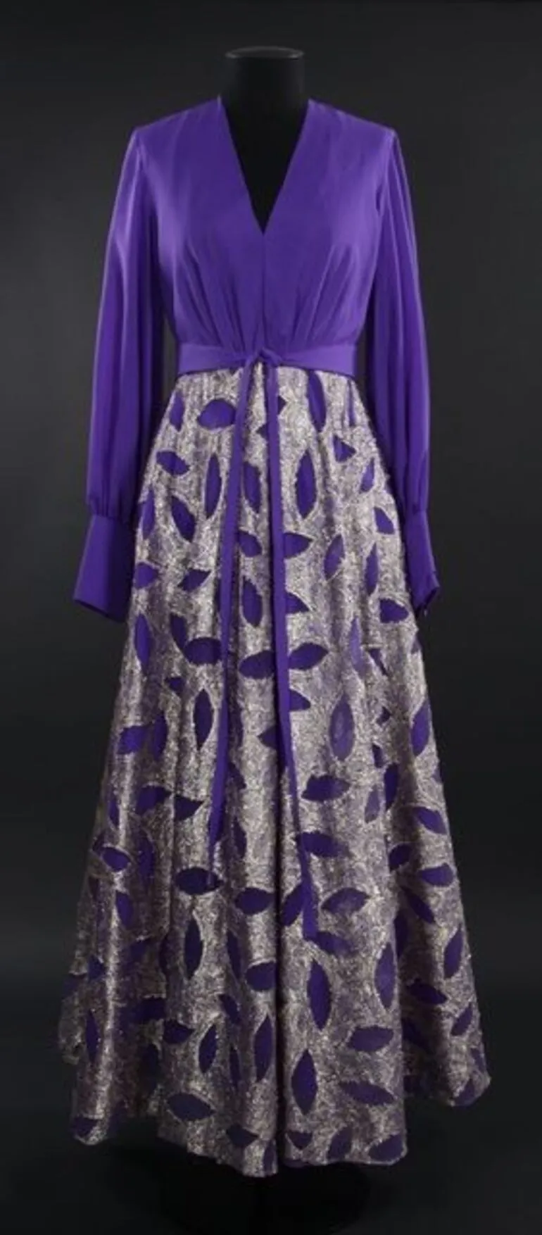 Image: Ball dress