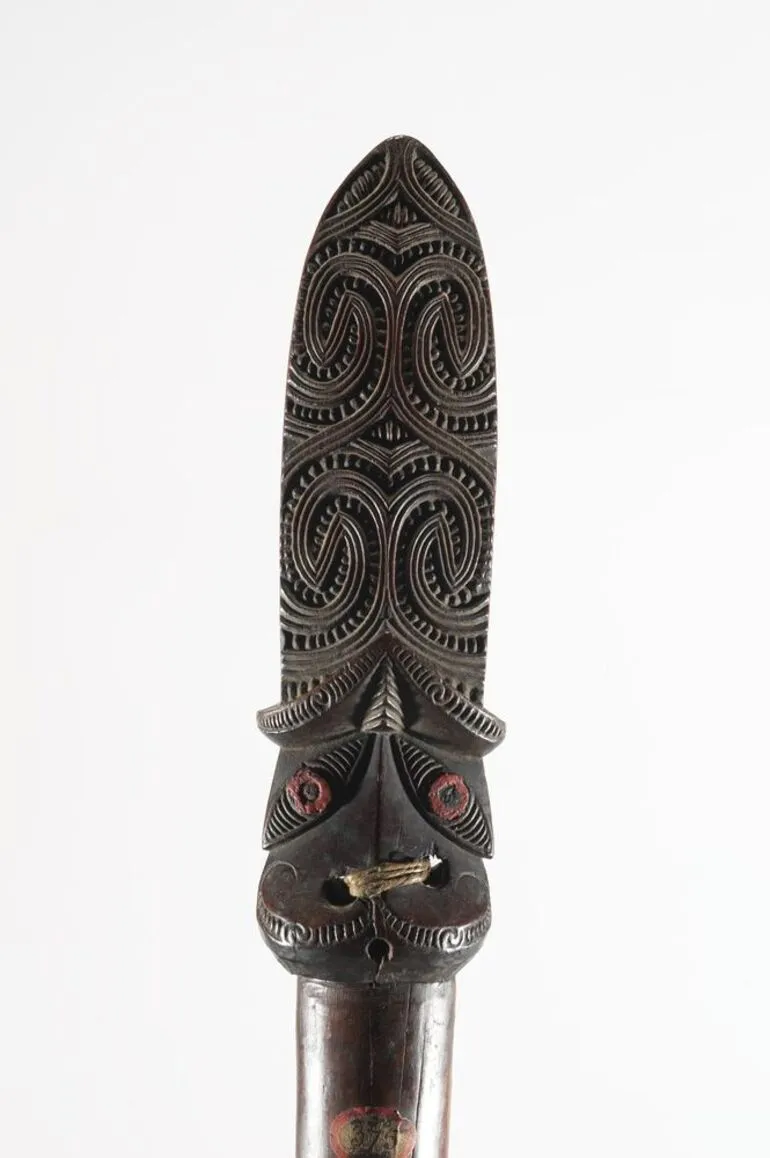 Image: Taiaha (long fighting weapon), belonged to Titokowaru.