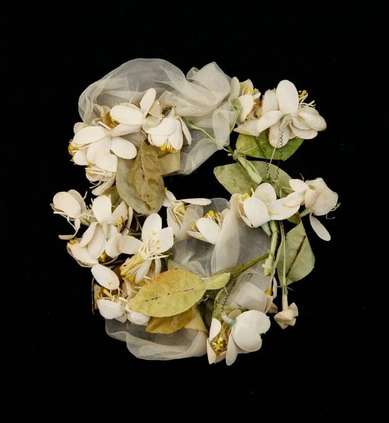 Image: Floral hair ornament