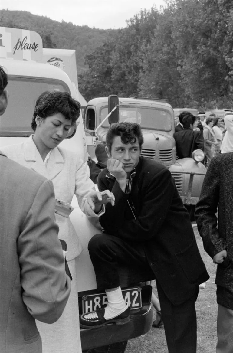 Image: Man leaning against truck at Ngaruawahia regatta