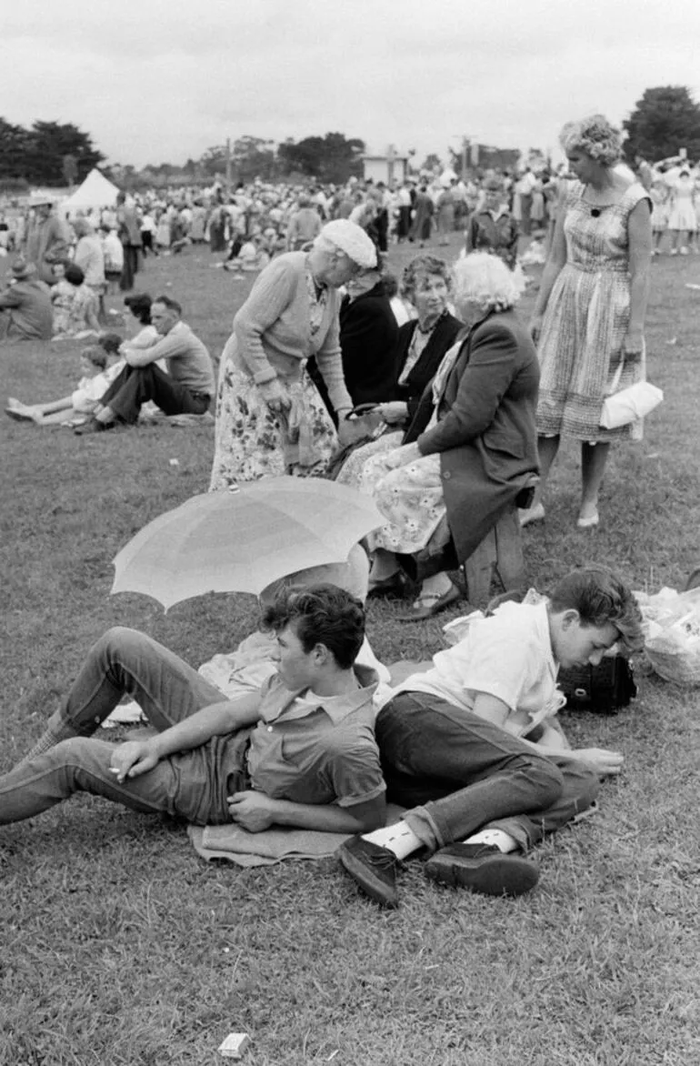 Image: Crowd at fair
