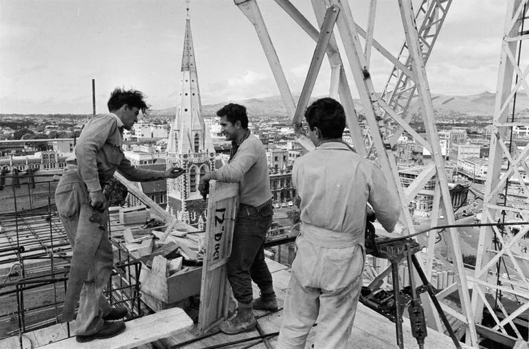 Image: Construction work above Christchurch's Cathedral Square