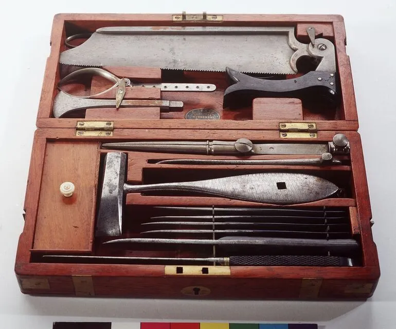 Image: Set of amputation instruments