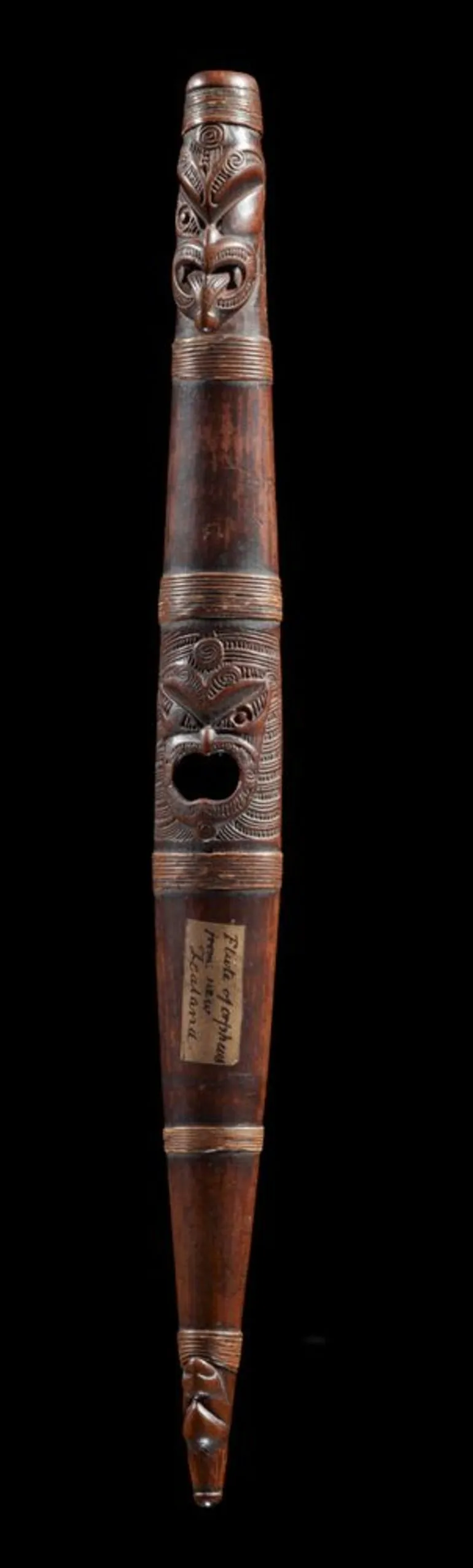 Image: Pūtōrino (bugle flute)