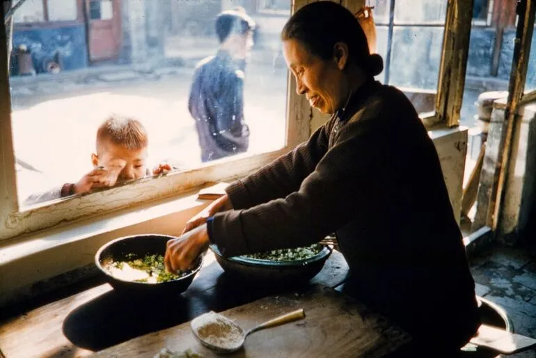 Image: Making dumplings, Beijing