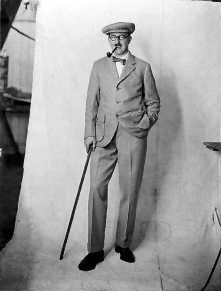 Image: Publicity photograph for Sincerity Suits