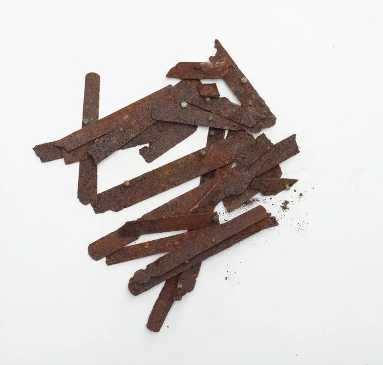 Image: 29 Corset Studs - flat/straight