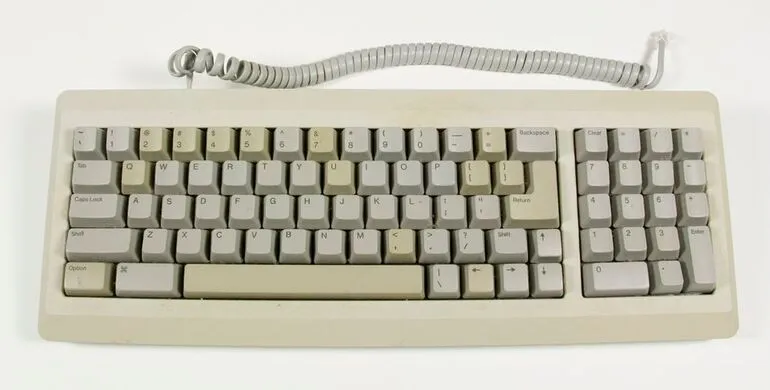 Image: Macintosh Plus keyboard