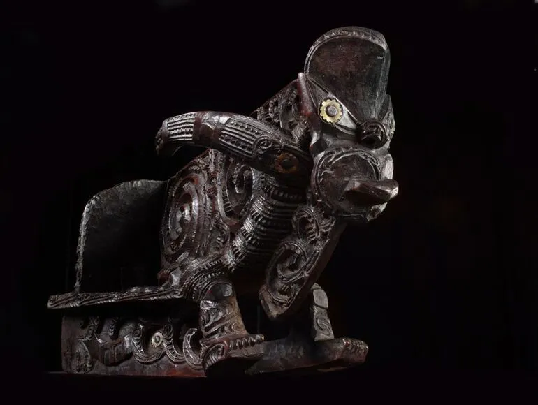 Image: Tauihu (canoe prow)