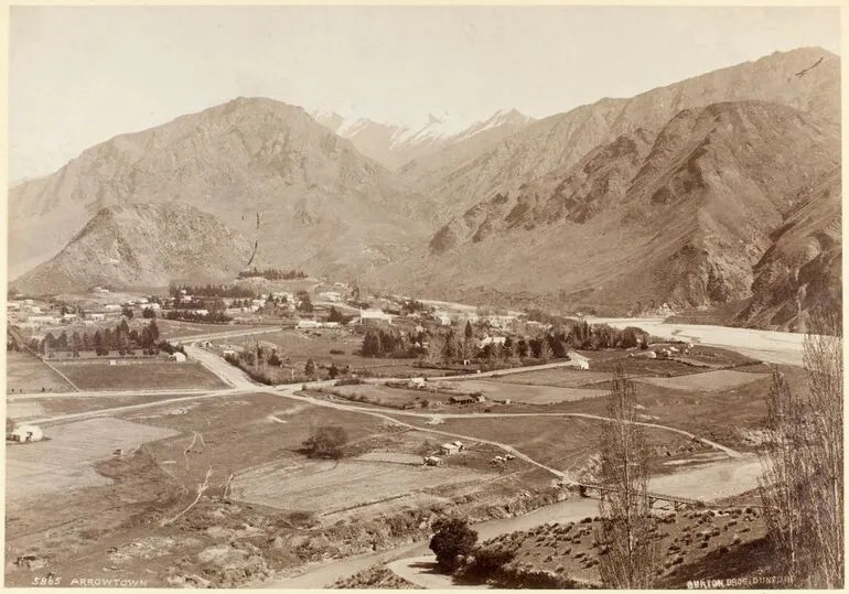 Image: Arrowtown