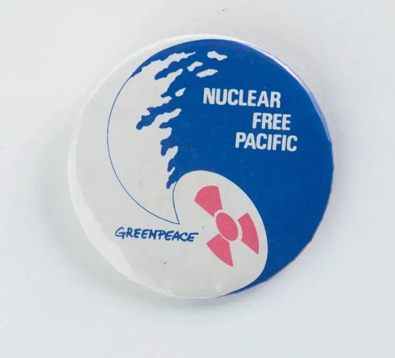 Image: Badge, 'Nuclear Free Pacific'