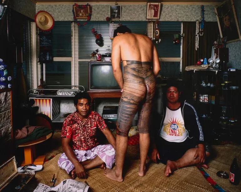 Image: 13.2.1982. Farringdon Street, Glen Innes, Auckland Faiga Mamea. Tufuga tatatau: Su'a Sulu'ape Petelo