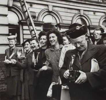Image: Official VE (Victory in Europe) celebrations at Government Buildings, Wellington, May 1945. From the portfolio: PhotoForum - John Pascoe