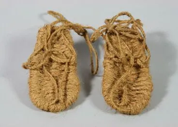 Image: Reef sandals