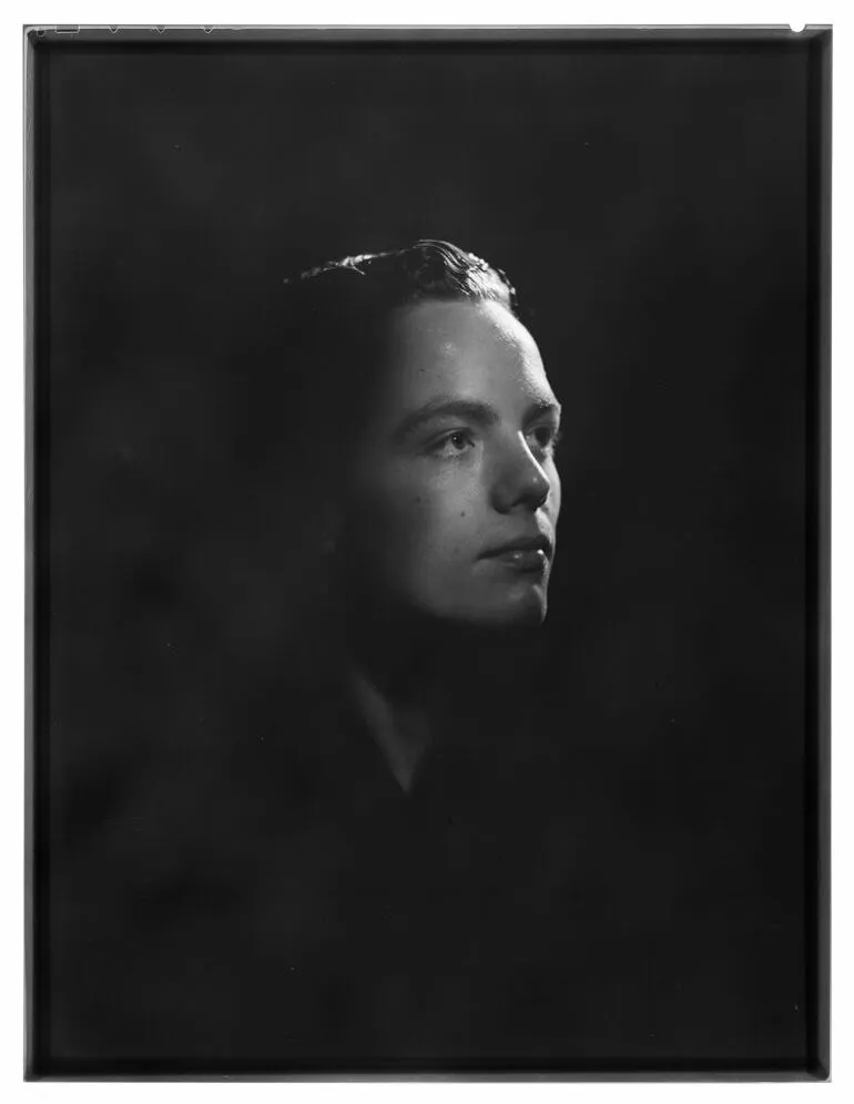 Image: Portrait of young male dancer