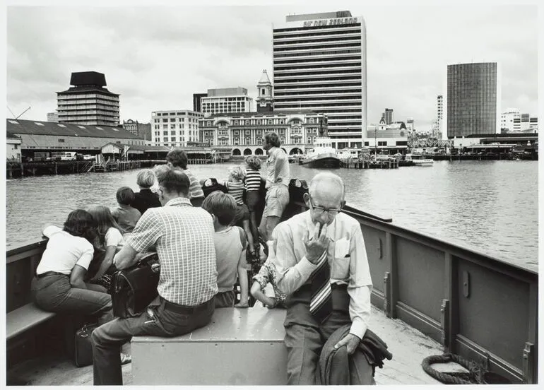 Image: Devonport Ferry, Auckland