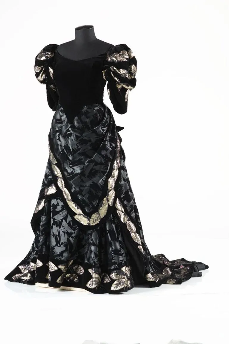 Image: Concert gown