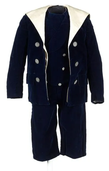 Image: Boy's sailor suit