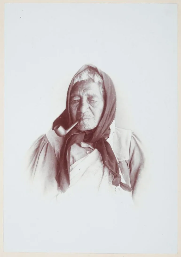 Image: Portrait of an elderly Maori woman