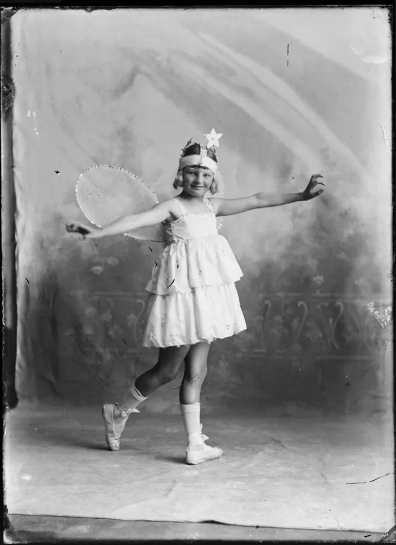 Image: Girl in fairy costume