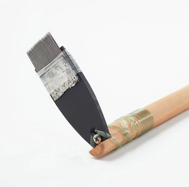 Image: 'au sogiaso laitiiti (small tattooing implement)