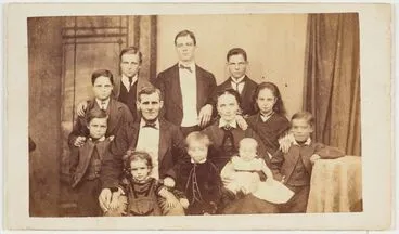 Image: Man and woman with ten children