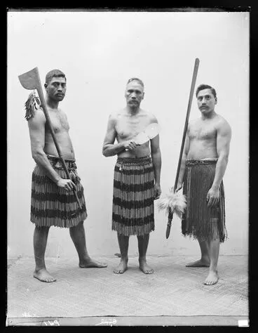 Image: Rotorua carvers - Neke Kapua (centre) and sons Tene Kapua (left) and Eramiha Neke Kapua