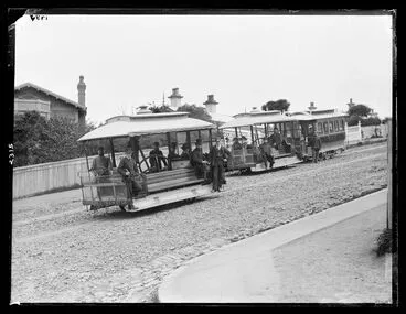 Image: Mornington cable tram, High Street