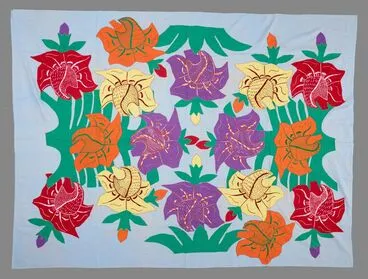 Image: Tivaevae tataura (appliqué embroidered quilt)