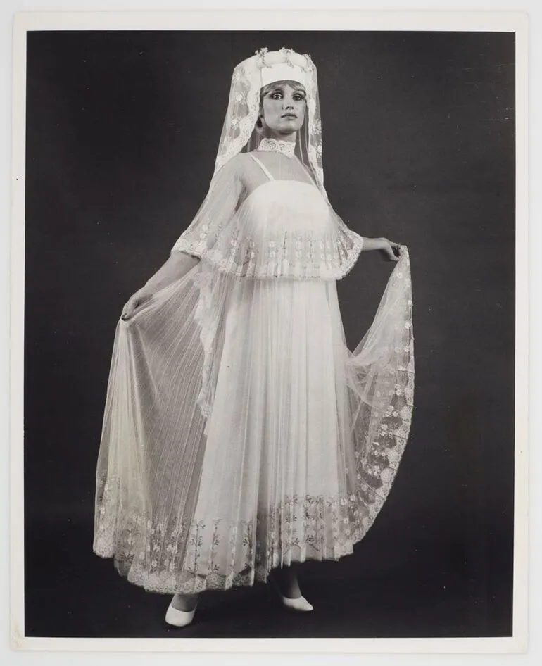 Image: 'Scherezade' Bridal ensemble