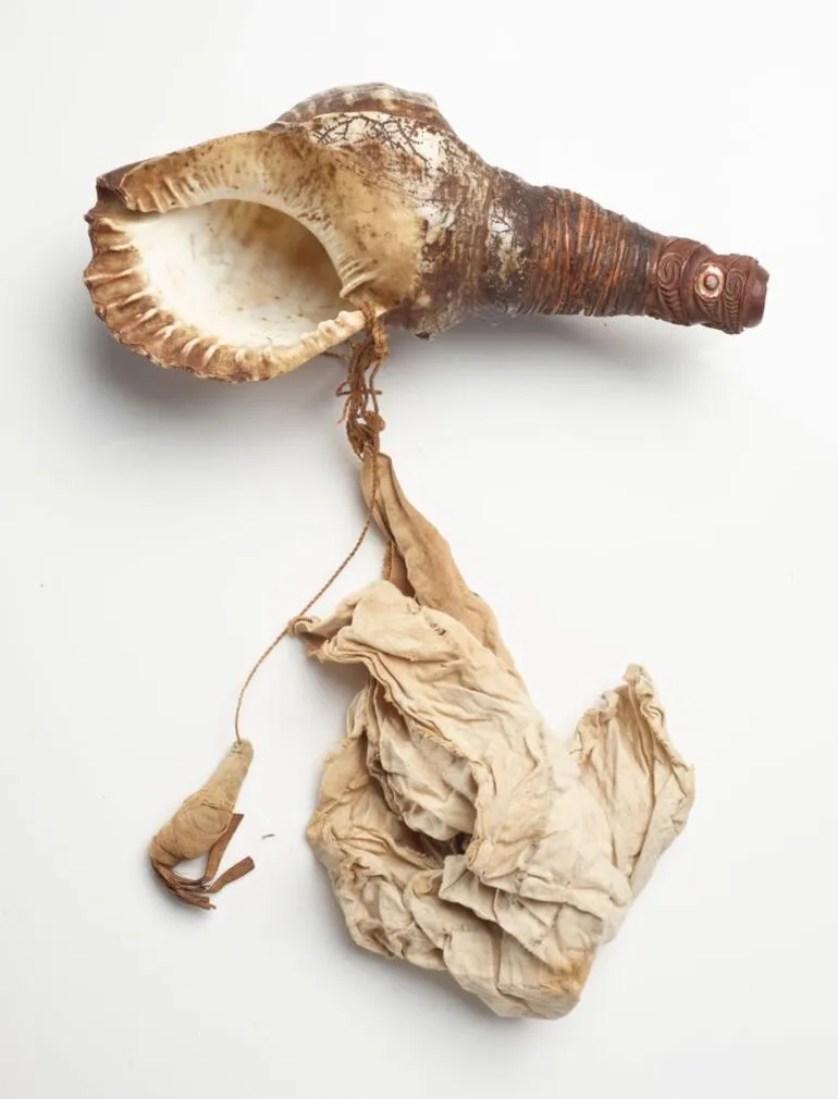 Image: Pūtātara (shell trumpet)