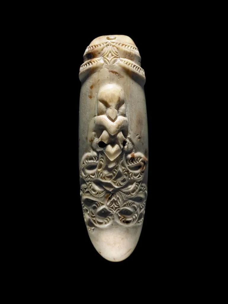 Image: Nguru (nose flute)