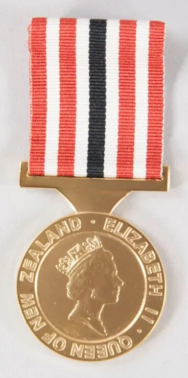 Image: New Zealand 1990 Commemoration Medal