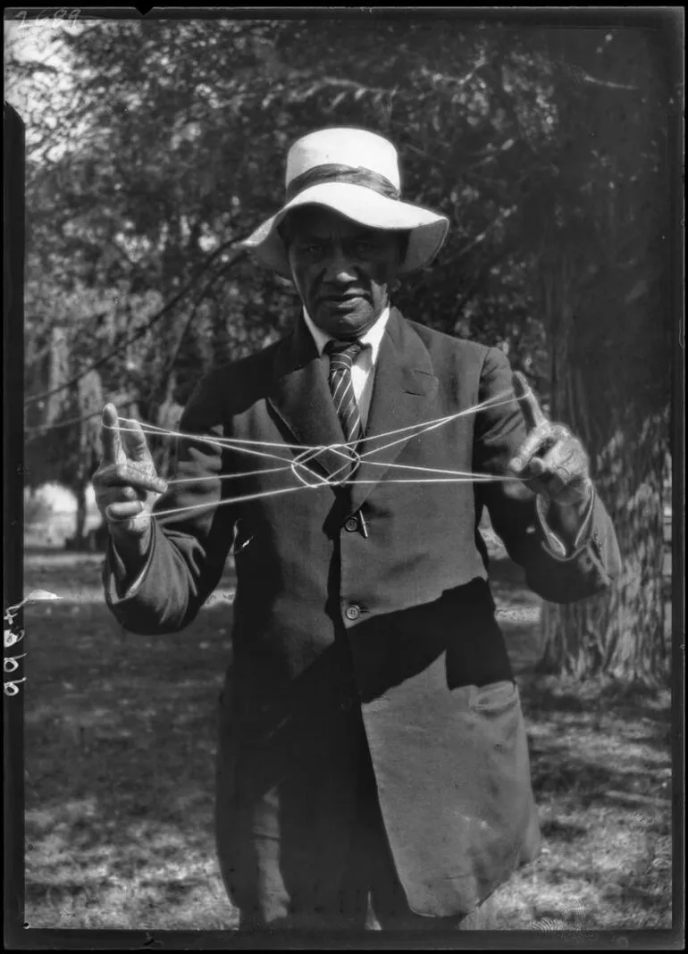 Image: String Game - Ethnological Expedition