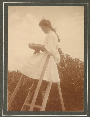 Image: The height of her ambition, 25 December 1908. From the album: Family photographs [1907-1909]