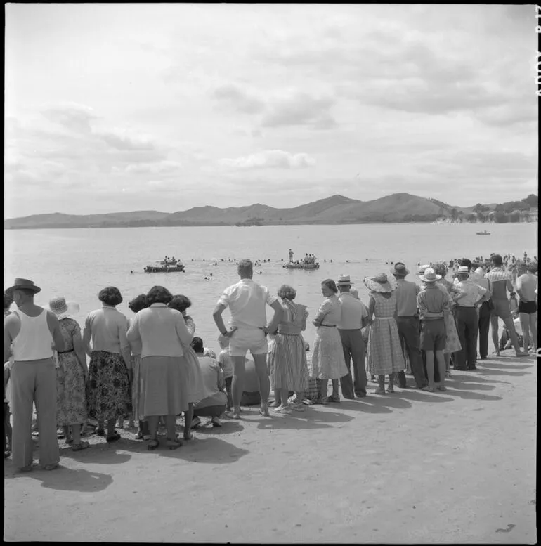 Image: Crowd at Opononi