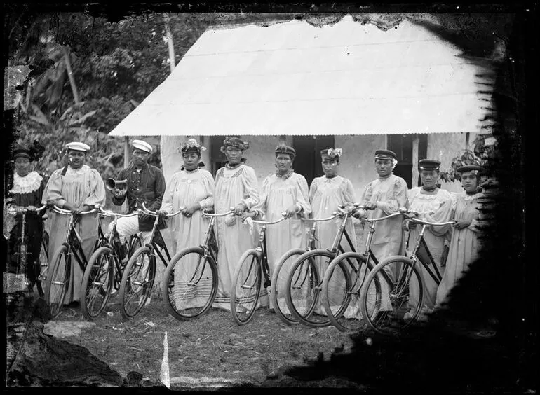 Image: Keen cyclists