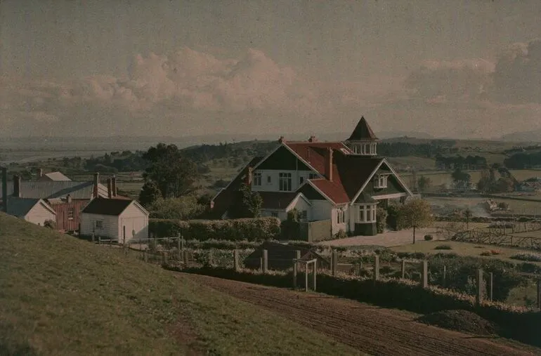 Image: Golf House, One Tree Hill