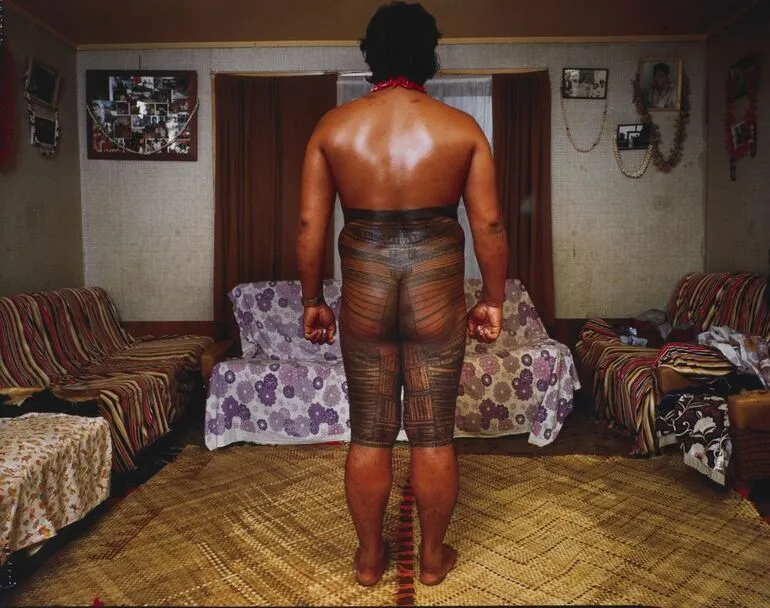 Image: 30.6.85. Mangere, Auckland. Su'a Suluape Paulo, Tufaga Ta Tatau. Jim, Sogaimiti. From the portfolio: Tatau, Auckland, 1978-86.