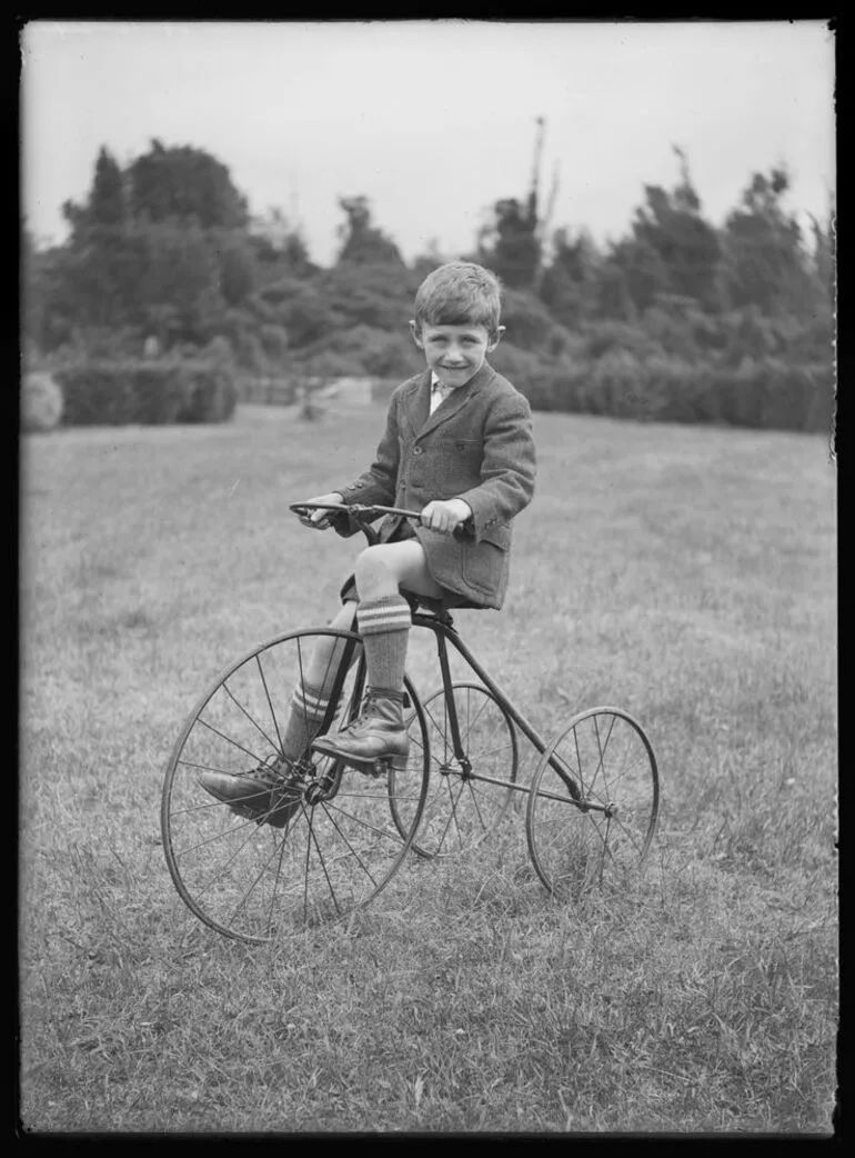 Image: Clyde on tricycle