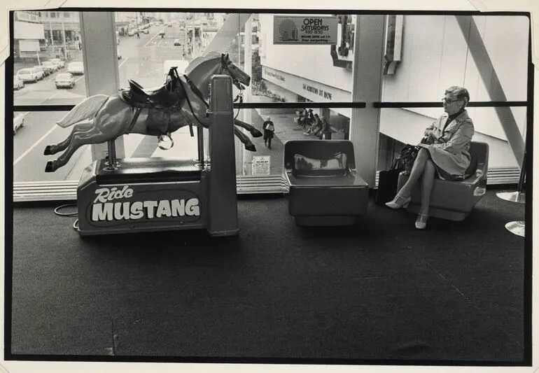 Image: Downtown, Auckland, 1981